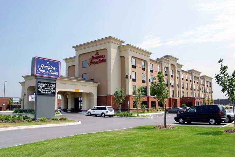 Hampton Inn & Suites Montreal-Dorval Exterior photo